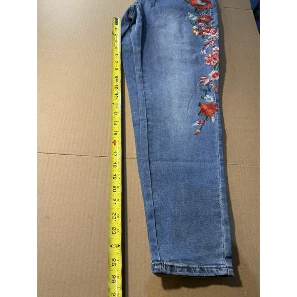 Venus Embroidered Floral Womens Jeans Women's( Size 12 )#2D - Picture 5 of 12